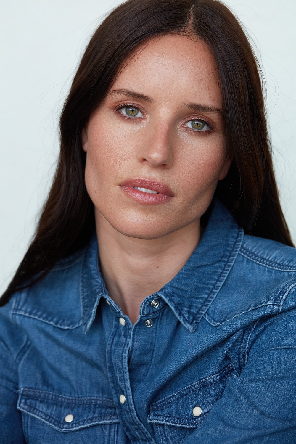 ALAZNE BILBAO model represented by METROPOLITAN