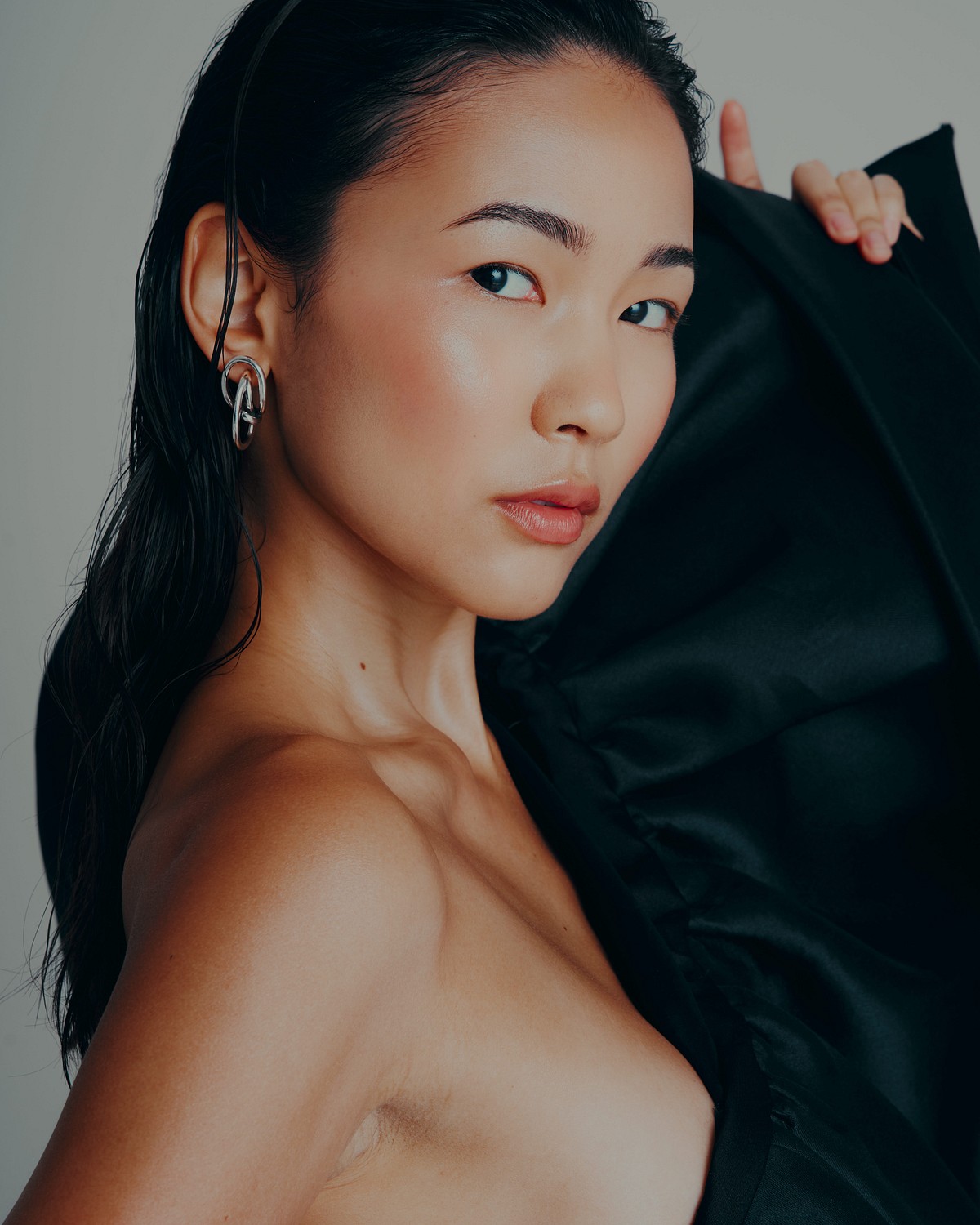 Alua B model represented by URBAN