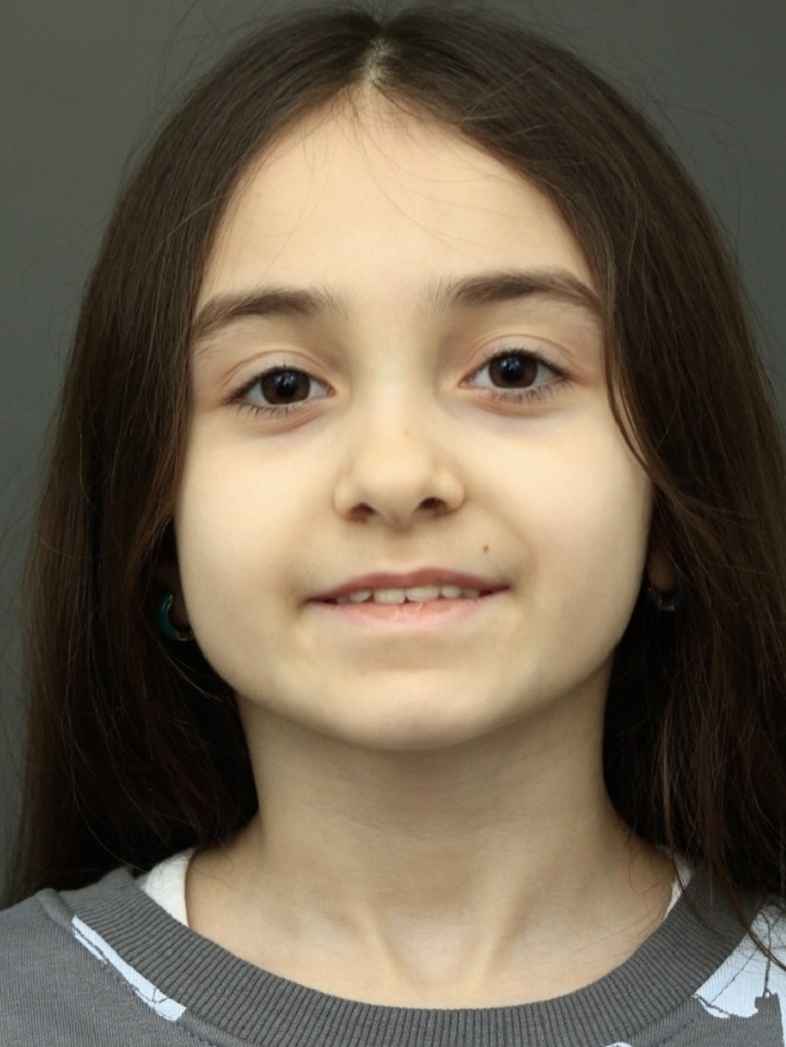 Alanood A in Cast Girls