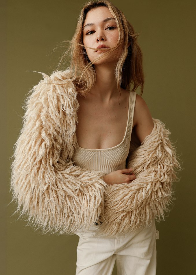 Alison Lee represented by State Management Los Angeles, the premier agency for New York models and LA models.